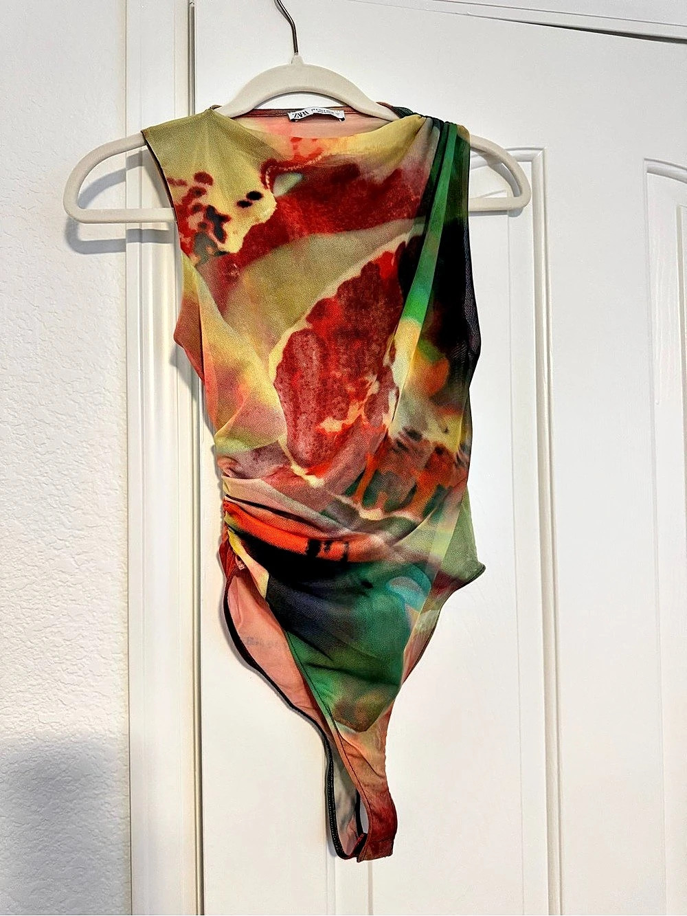 Zara Abstract Print Bodysuit in Multicolor Size Small Like New
